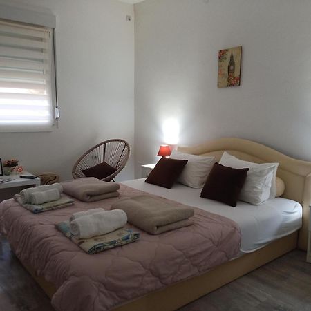 Ferienwohnung Happy Star Ni Exterior foto