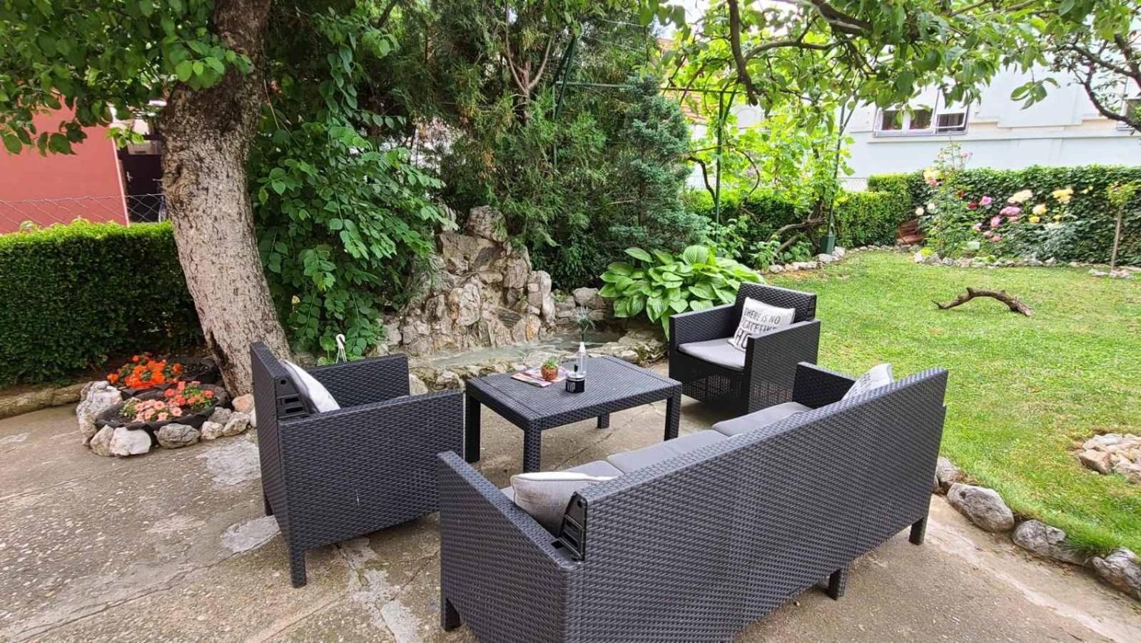 Ferienwohnung Happy Star Ni Exterior foto