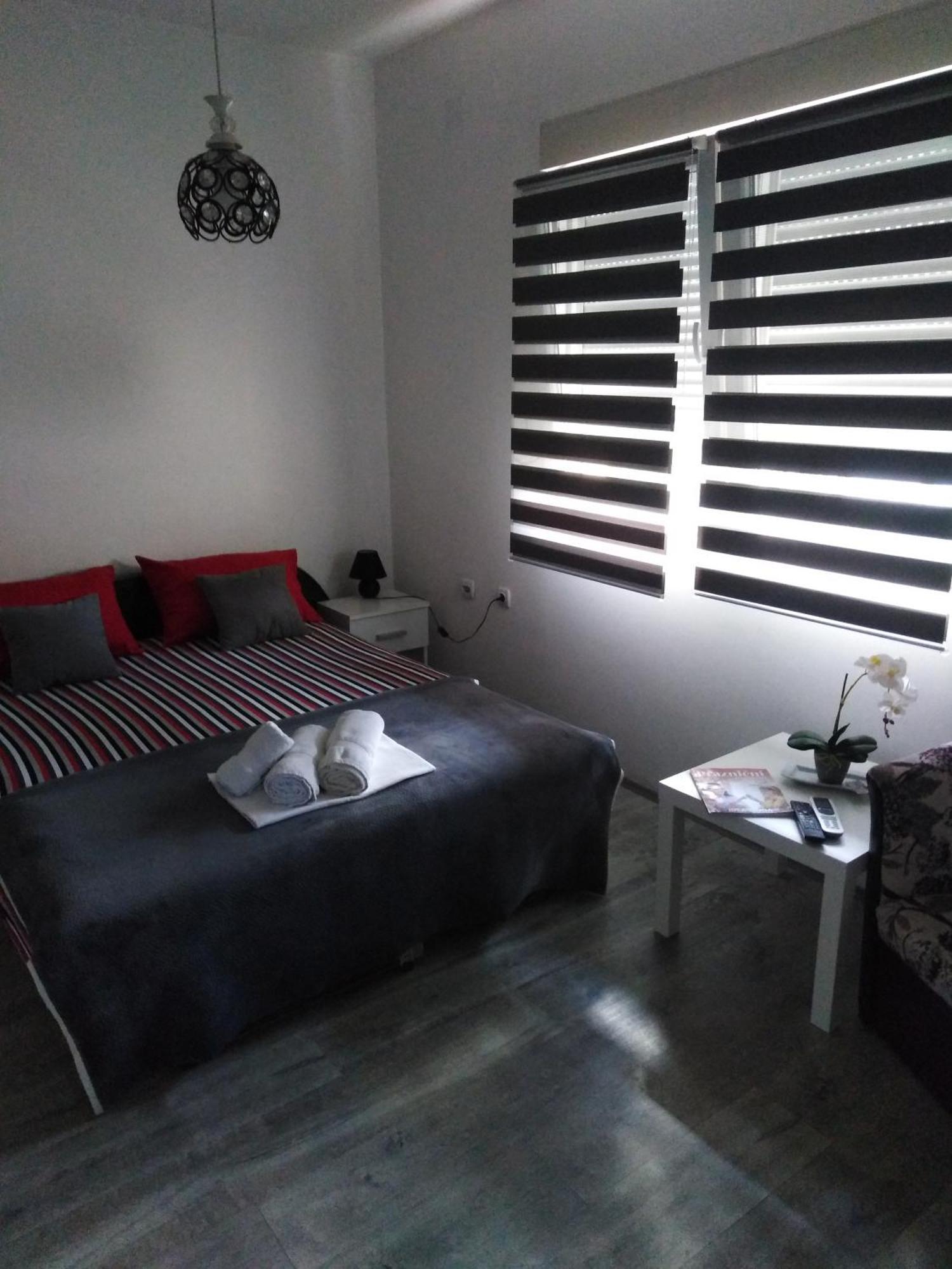 Ferienwohnung Happy Star Ni Exterior foto