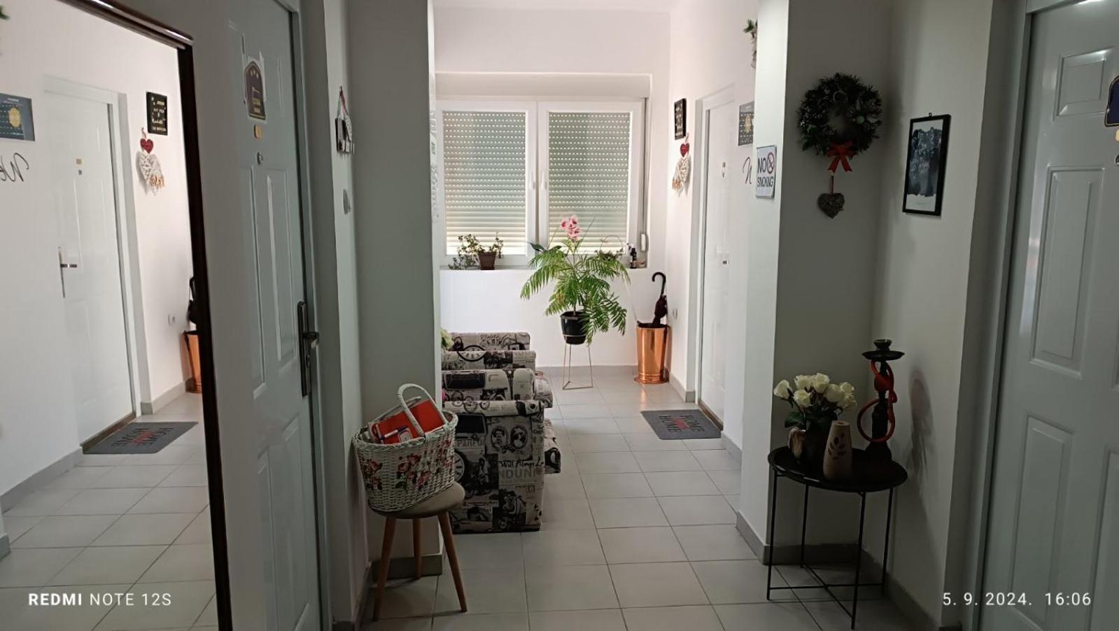 Ferienwohnung Happy Star Ni Exterior foto